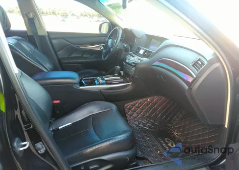 2015 Infiniti Q70L 3.7 из США, поврежденный, VIN JN1BY1PP5FM601161